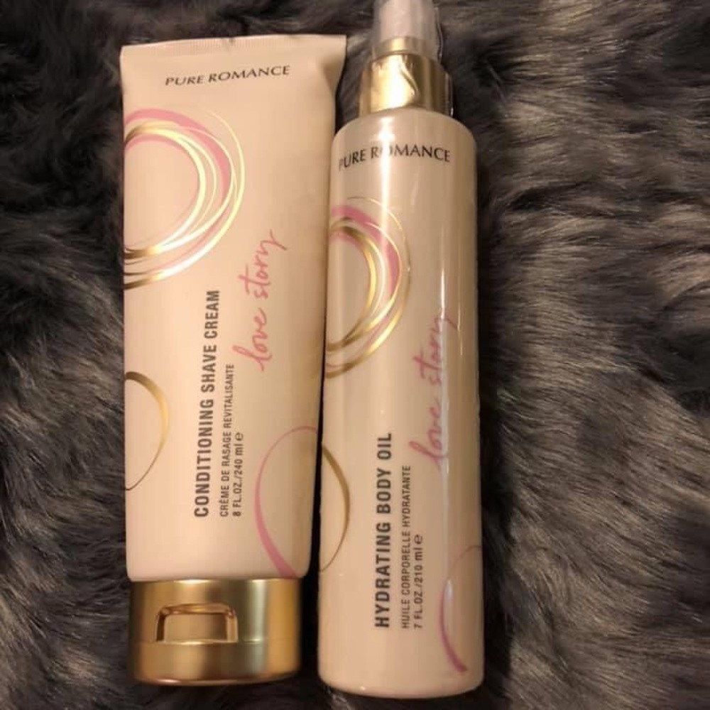 Shave cream and hydration mist